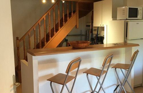 Faux House | Country house in an enclosed garden of 8000m2