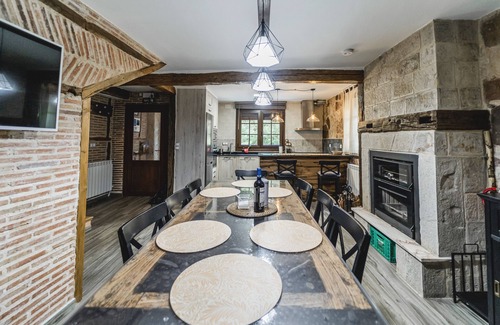 Valmala House | Country House 'La Genciana' with Mountain View and Wi-Fi