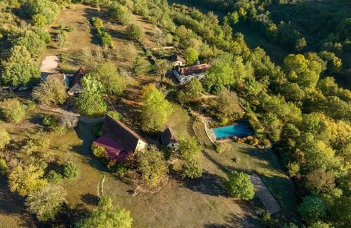 Boussac House | Country House 'Mas Del Lum' with Private Pool, Private Terrace and Wi-Fi