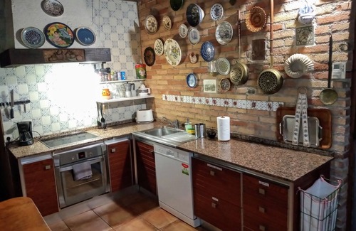Egues Cottage | Country house Mertxenea with free WIFI and barbecue