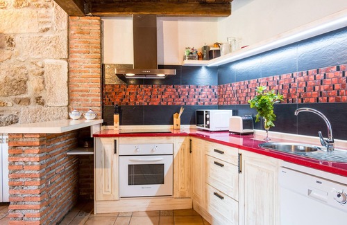 Fariza House | Country House 'Nueva Casa Abuela Herminia' with Private Pool, Private Terrace and Wi-Fi
