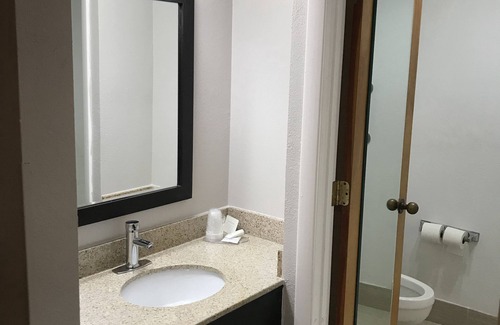 Indianapolis Hotel | Country Inn & Suites by Radisson Indianapolis East