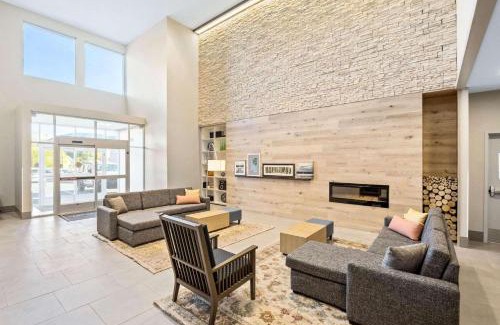 Southside Hotel | Country Inn & Suites by Radisson, Flagstaff Downtown, AZ