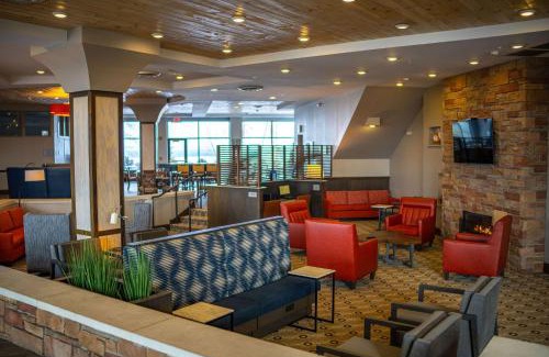 Bemidji Hotel | Country Inn & Suites by Radisson, Bemidji, MN
