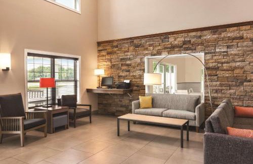Buffalo Hotel | Country Inn & Suites by Radisson, Buffalo, MN