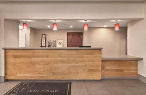Griffin Hotel | Country Inn & Suites by Radisson, Griffin, GA