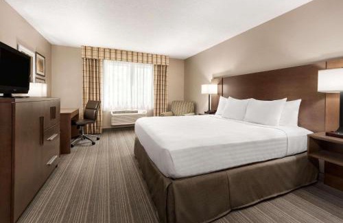 Brainerd Hotel | Country Inn & Suites by Radisson, Baxter, MN