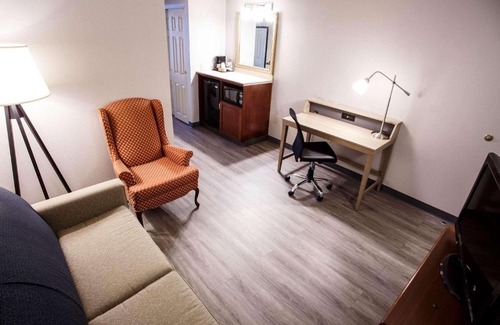 Mechanicsburg Hotel | Country Inn & Suites by Radisson, Harrisburg West Mechanicsburg