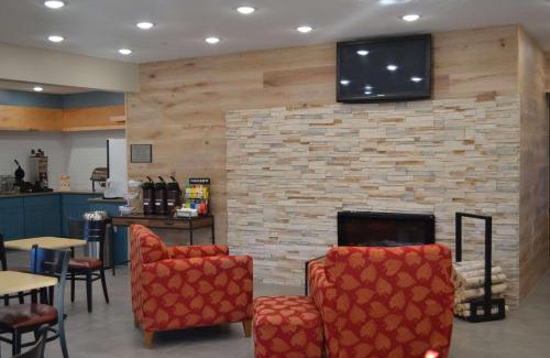 Fairview Heights Hotel | Country Inn & Suites by Radisson, Fairview Heights, IL