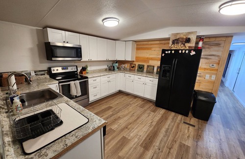 Nemo House | Country Living located Mid-Way between Granbury and Glen Rose.