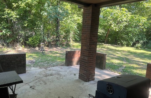Sullivan House | Country Rental