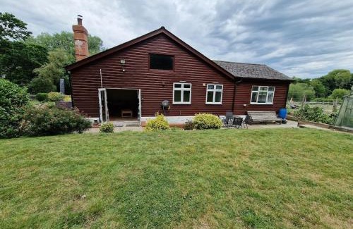 Polegate Apartment | Country retreat near sea and South Downs, on National Cycle Network