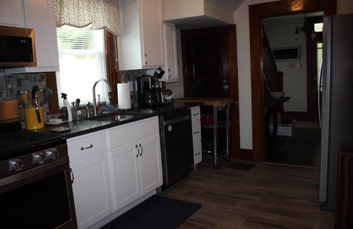 Booth House | Country Setting- less then 2 miles to downtown Morgantown .