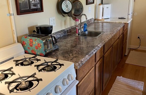 Camden Apartment | Country Sweethearts Private Studio