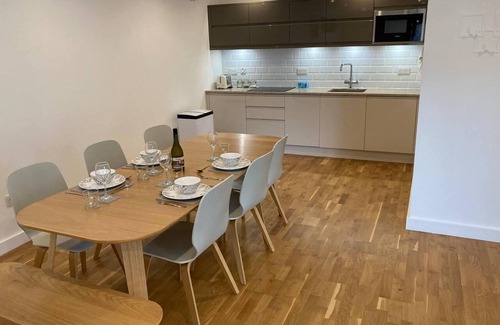 Elham Apartment | Countryside Annex- Sleeps 2, Free Parking & Garden