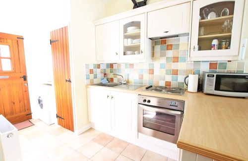 Ashford House | Countryside Cottage near the Award-Winning Village of Woodchurch
