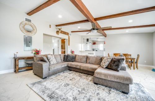 Rochelle House | Countryside Texas Home with Fire Pit!