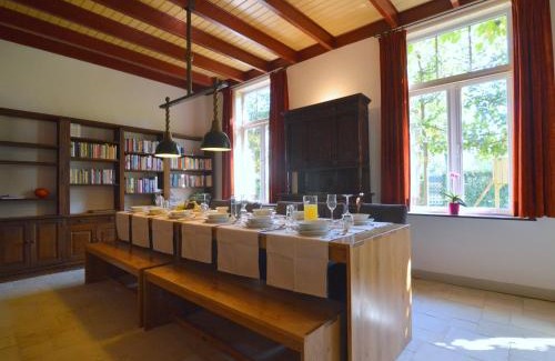 Rekken House | Countryside Villa with Games, cleaning included