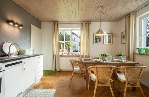 Karsee House | County Home “Landlust-Karsee” in Rural Area with Mountain View & Garden