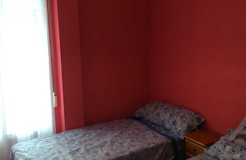 Pla del Bon Repos Apartment | Couple or Family friendly