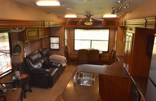 Westpoint House | Couples Creek Retreat