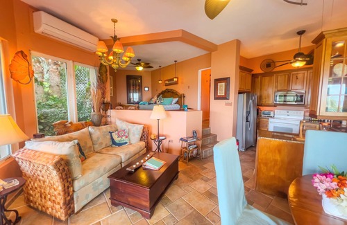 Virgin Gorda House | Couples Retreat - Beachfront Bungalow in Nail Bay- Pool *New to VRBO*