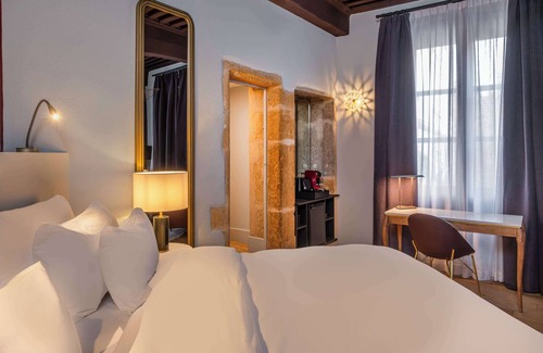 Old Lyon Hotel | Cour des Loges Lyon, A Radisson Collection Hotel