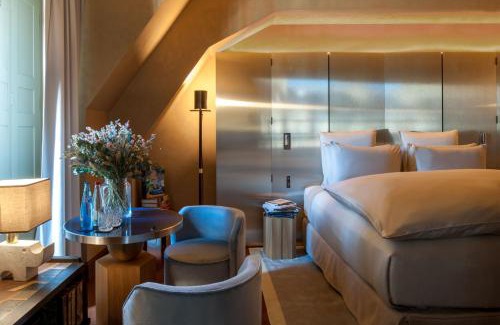 Marais Hotel | Cour des Vosges - Evok Collection