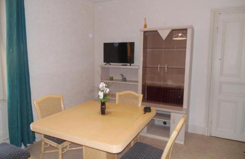 Cours la Ville Apartment | COURS LA VILLE