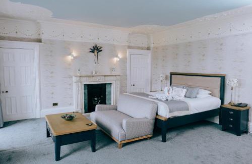 Bridgend House | Court Colman Manor