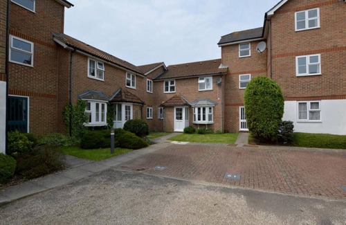 Lewes Apartment | Court Flat - One Bedroom Apartment, Sleeps 2