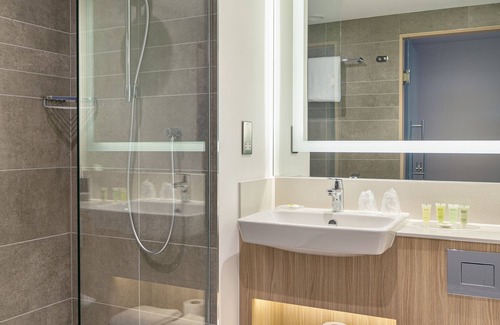 Newcastle-Under-Lyme Hotel | Courtyard by Marriott Keele Staffordshire