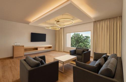 Tiruchirappalli Hotel | Courtyard by Marriott Tiruchirappalli