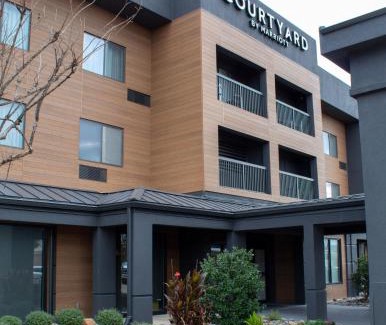 Wellborn Hotel | Courtyard by Marriott Bryan College Station