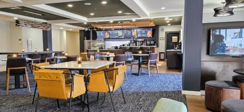 Spenard Hotel | Courtyard by Marriott Anchorage Airport