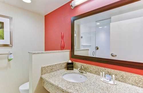 Bridgeport Hotel | Courtyard by Marriott Bridgeport Clarksburg