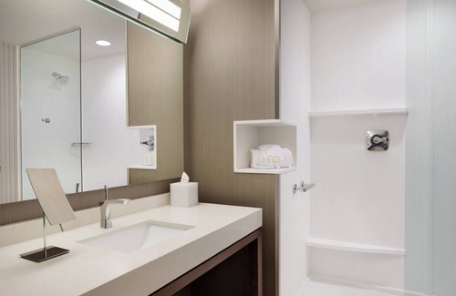 Readville Hotel | Courtyard by Marriott Boston Dedham/Westwood