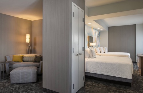 Seton Hotel | Courtyard by Marriott Calgary South