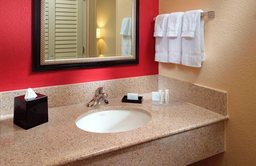 Columbus Hotel | Courtyard by Marriott Columbus