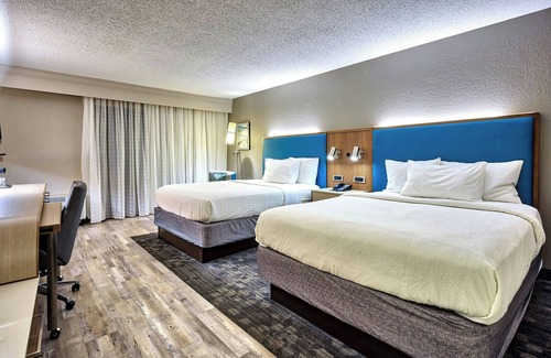 Coliseum Central Hotel | Courtyard by Marriott Hampton