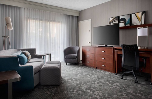Mahwah Hotel | Courtyard by Marriott Mahwah
