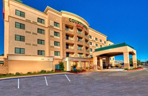 Midland Hotel | Courtyard by Marriott Midland
