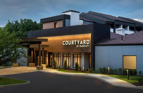 Norwalk Hotel | Courtyard by Marriott Norwalk