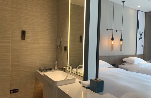 Pinghu Hotel | Courtyard By Marriott Pinghu