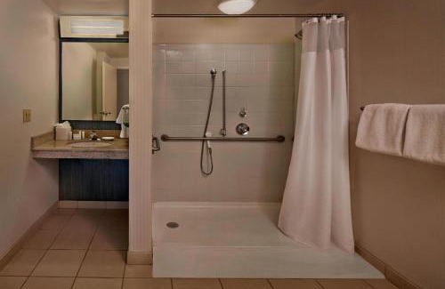 Warwick Hotel | Courtyard by Marriott Providence Warwick