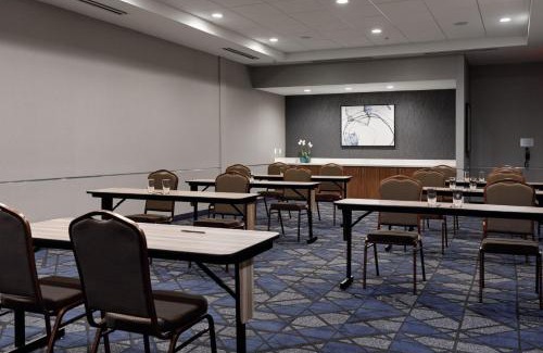 Richmond Hotel | Courtyard by Marriott Richmond Scott's Addition