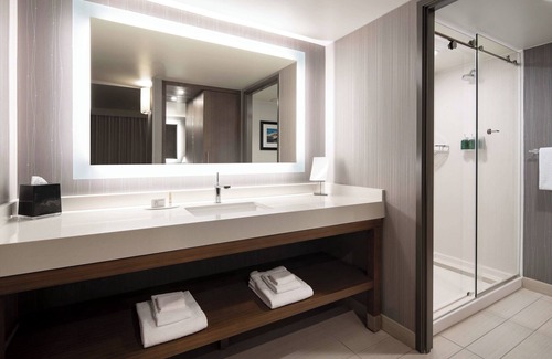 South Lake Union Hotel | Courtyard by Marriott Seattle Downtown Lake Union