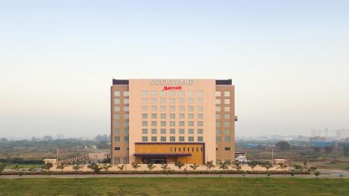 Bhatpore Hotel | Courtyard by Marriott Surat