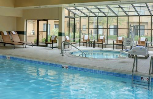 Wayne Hotel | Courtyard by Marriott Indianapolis Airport