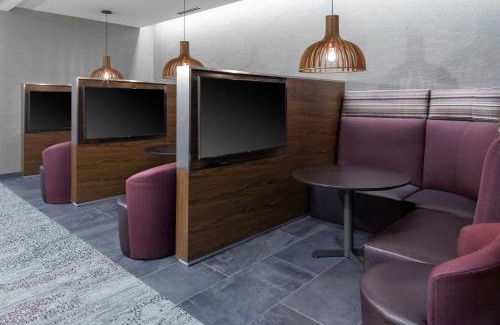 Town and Country Hotel | Courtyard by Marriott St. Louis West County